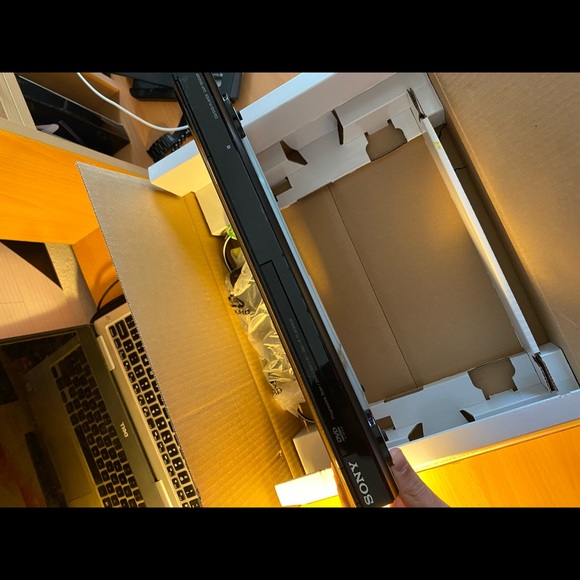 DVD Player - Picture 3 of 3